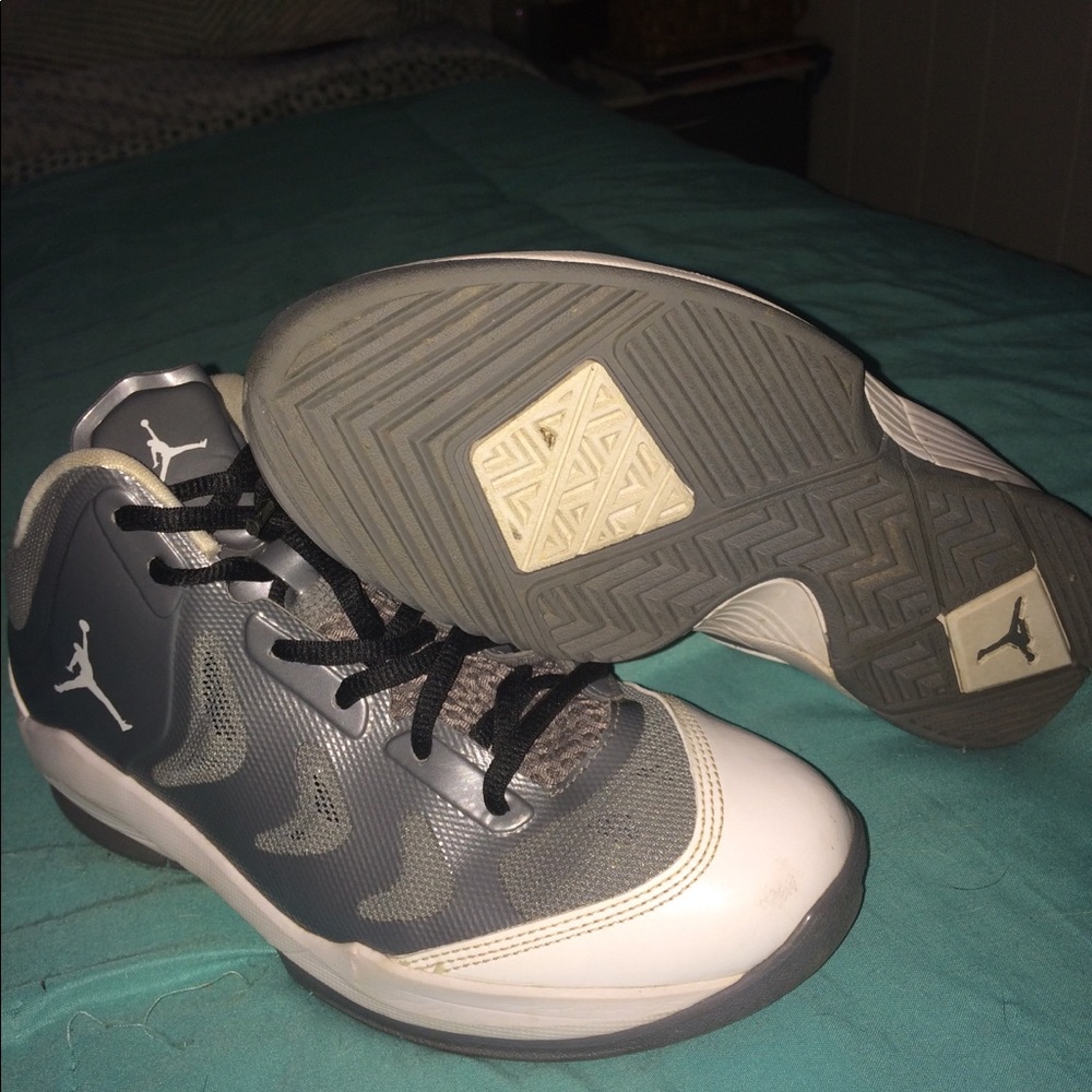 Jordan’s - Picture 2 of 2